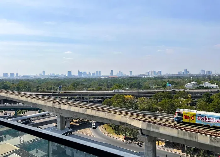 300m To Bts L Workspace L Pool And Sauna * 曼谷