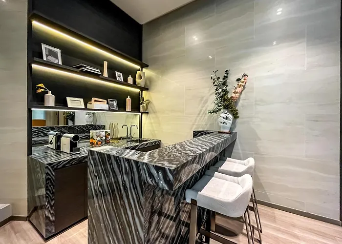 300m To Bts L Workspace L Pool And Sauna *