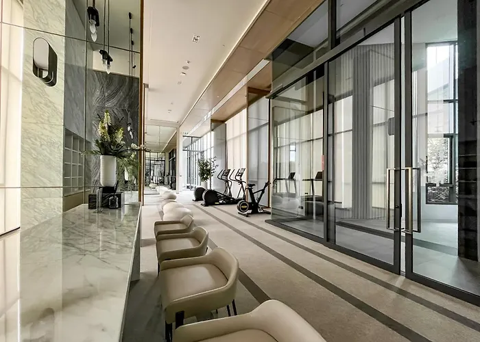300m To Bts L Workspace L Pool And Sauna 曼谷